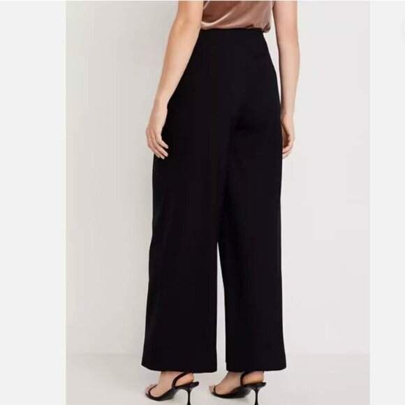 Old Navy Extra High-Waisted Super Wide-Leg Size 2 Black Pleated Drapey Pants $50 - Picture 4 of 6